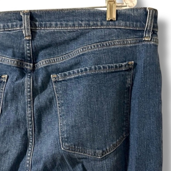 Old Navy Boyfriend Mid Rise Straight Leg Blue Jeans Women’s Plus Size 16 Denim - Picture 10 of 13